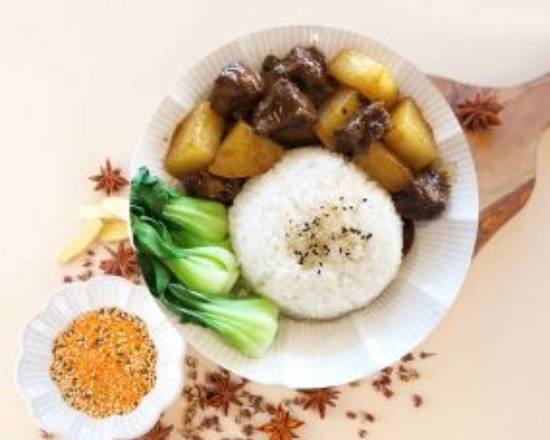 Japanese Curry Beef Rice Bowl 日式 清咖喱牛腩饭